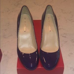 via spiga purple patent pumps